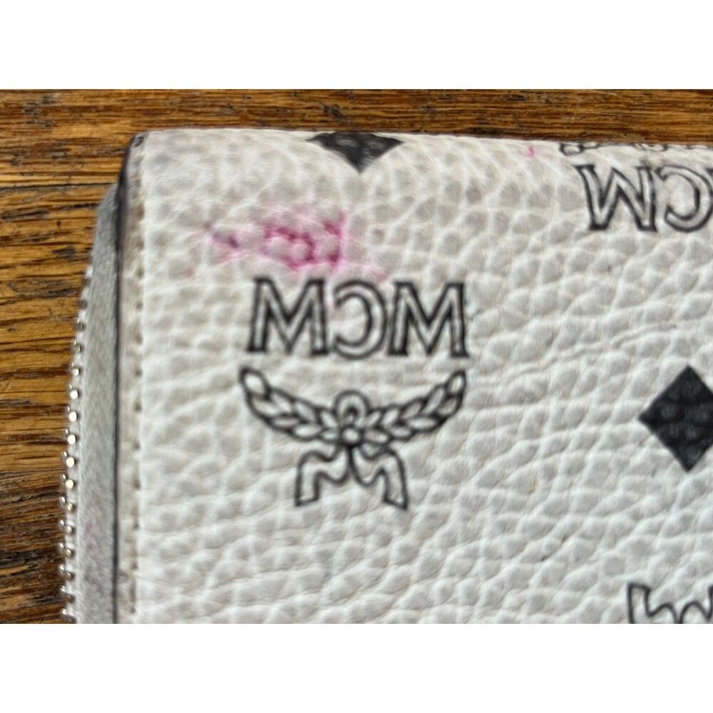 MCM White Leather Logo Purse Wallet  Women's Size Small - Picture 8 of 8